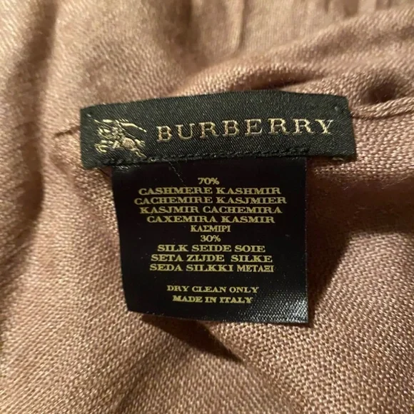 Burberry Cashmere and Silk Scarf/Shawl - Picture 2 of 3